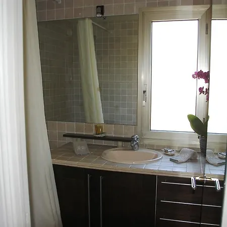 Breguieres Apartment *